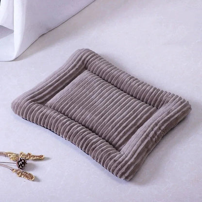 Soft Pet Bed & Mat, Cozy Easy‑Care Lounge for Cats & Dogs Beds TailTastic Store Brown XL CHINA